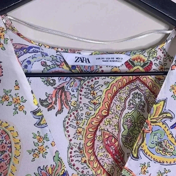 Zara | Printed Top with Drawstring Size XS - Picture 6 of 8